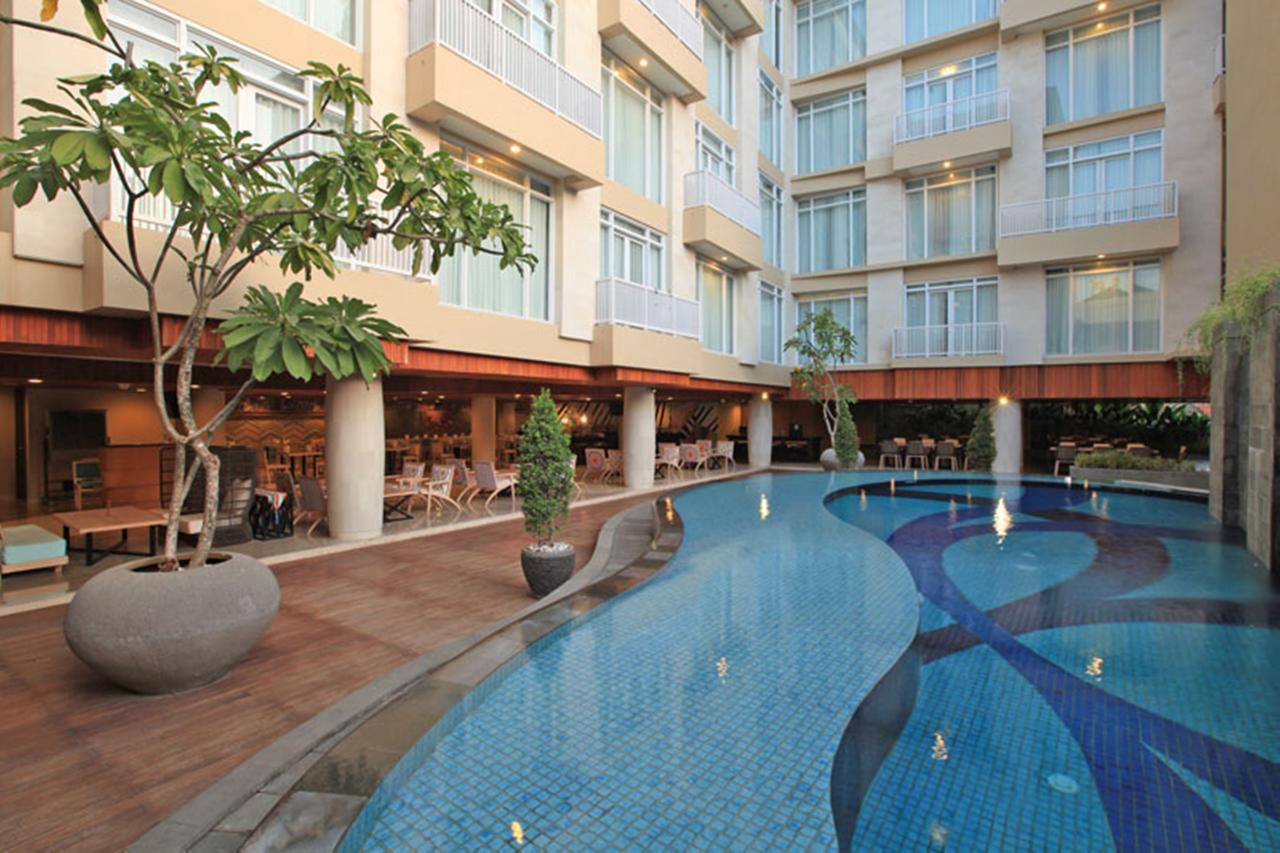 Bedrock Hotel Kuta Kuta Lombok Exterior foto