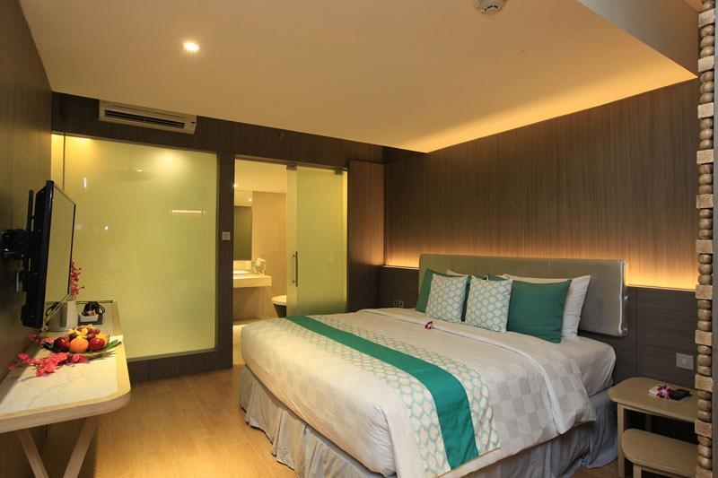 Bedrock Hotel Kuta Kuta Lombok Exterior foto